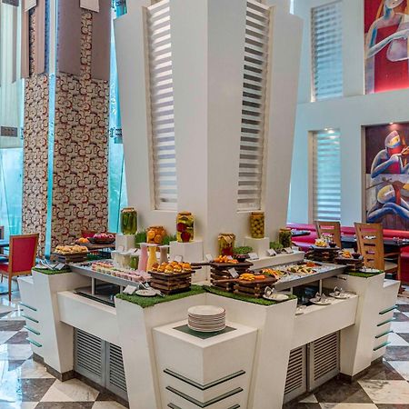 Radisson Noida Hotell Eksteriør bilde