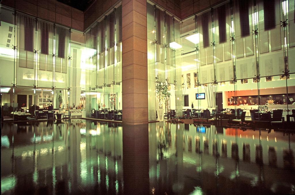 Radisson Noida Hotell Eksteriør bilde