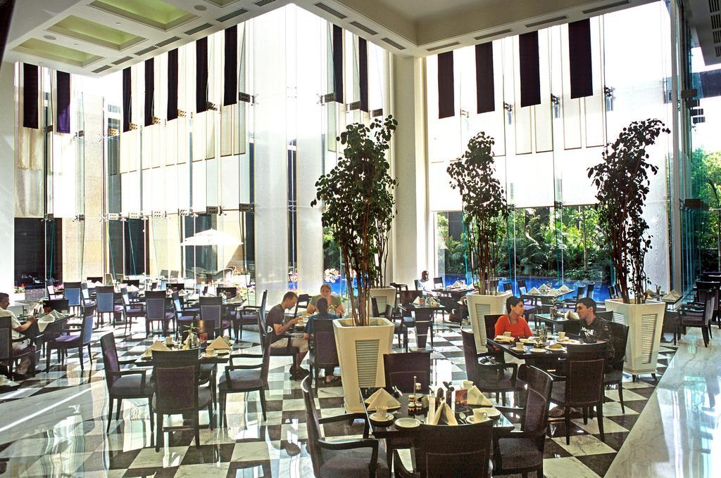 Radisson Noida Hotell Eksteriør bilde