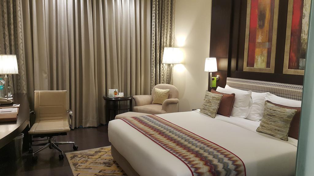 Radisson Noida Hotell Eksteriør bilde