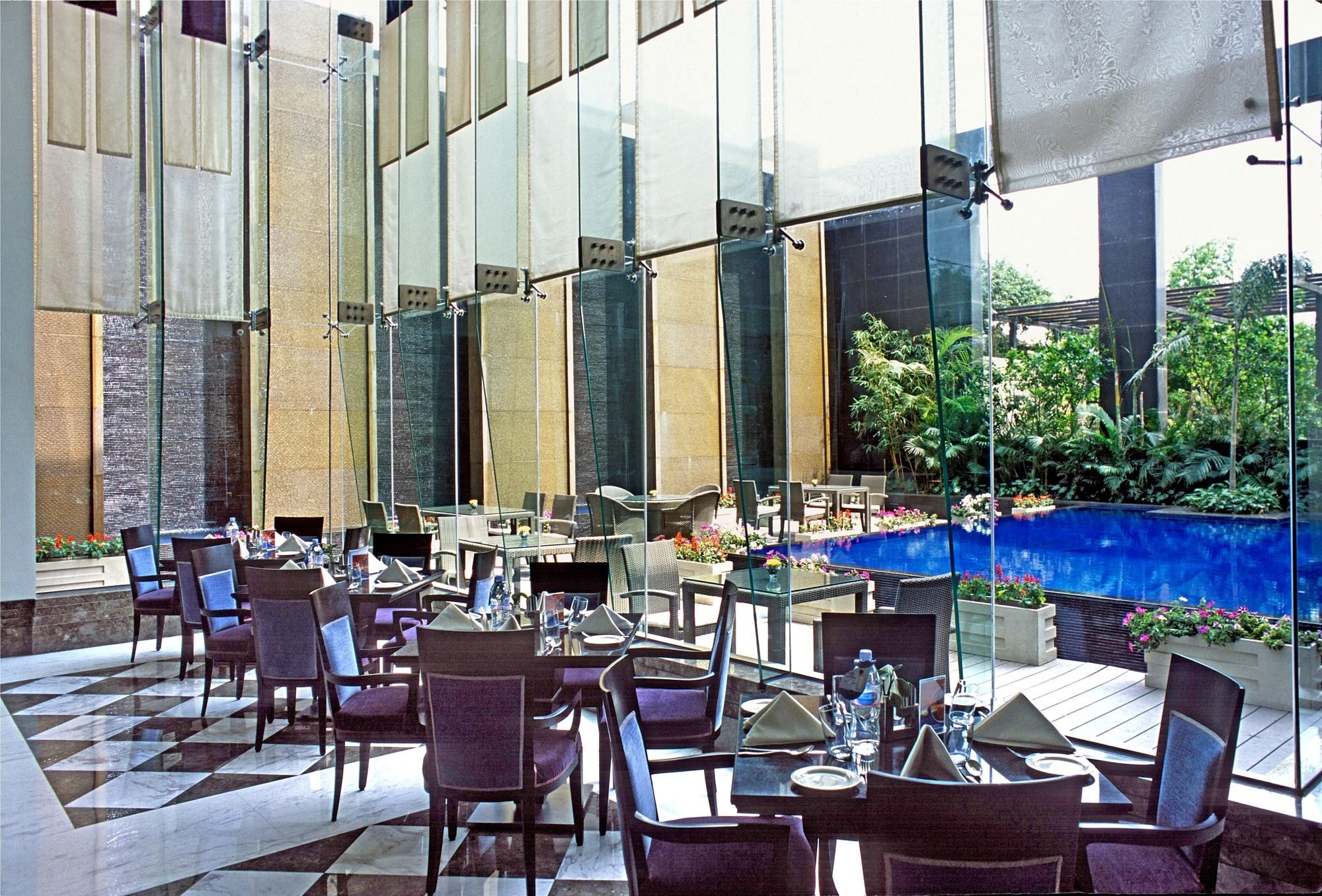 Radisson Noida Hotell Eksteriør bilde